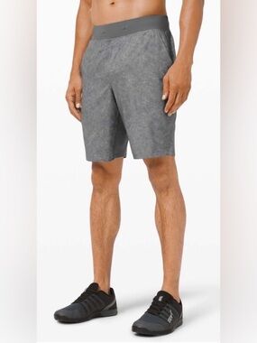 Lululemon T.H.E. Short 9" *Linerless